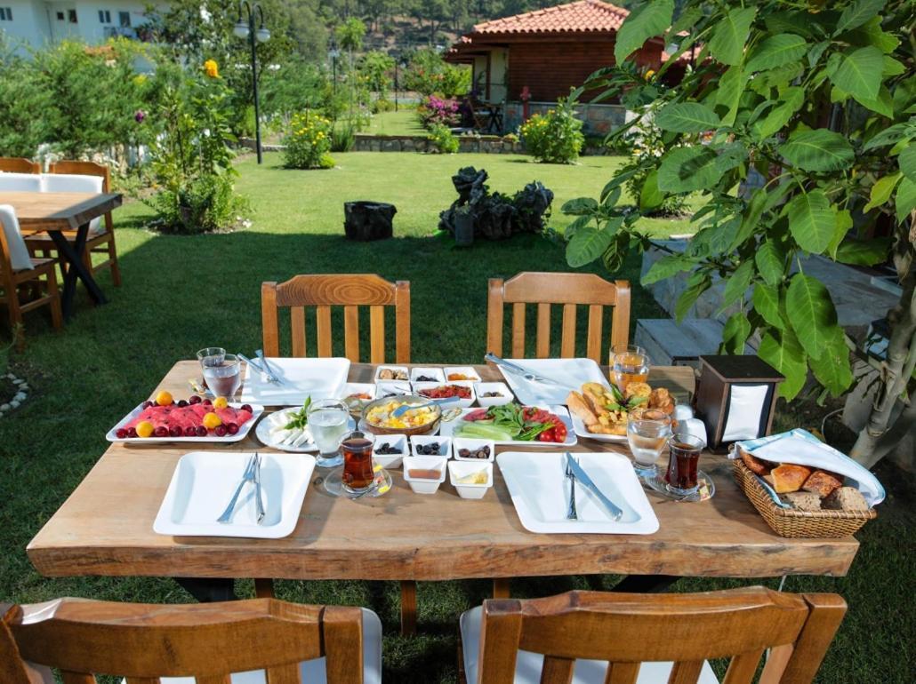 Sandal Hotel Gocek ภายนอก รูปภาพ